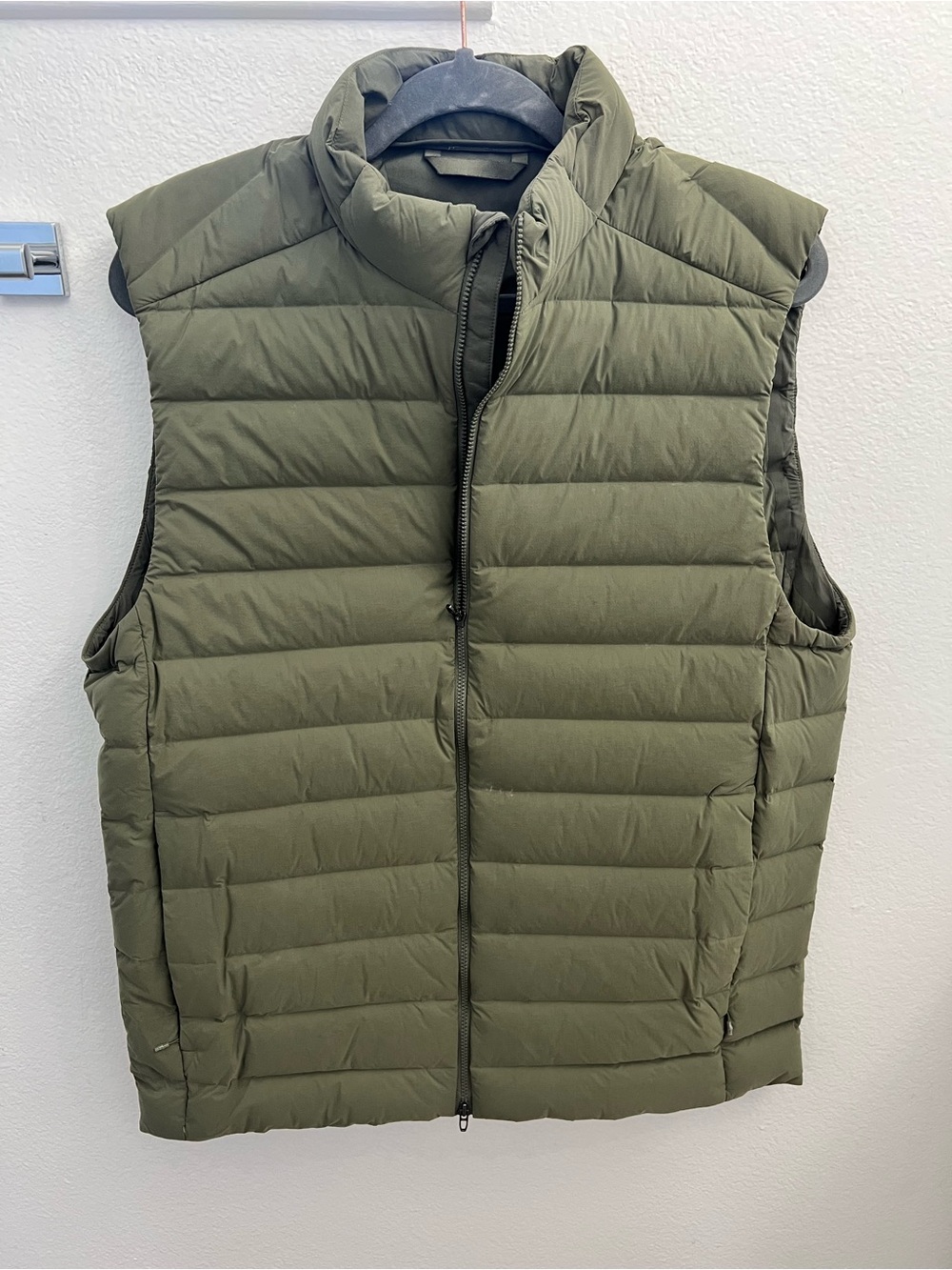 Lululemon Mens Vest - Medium